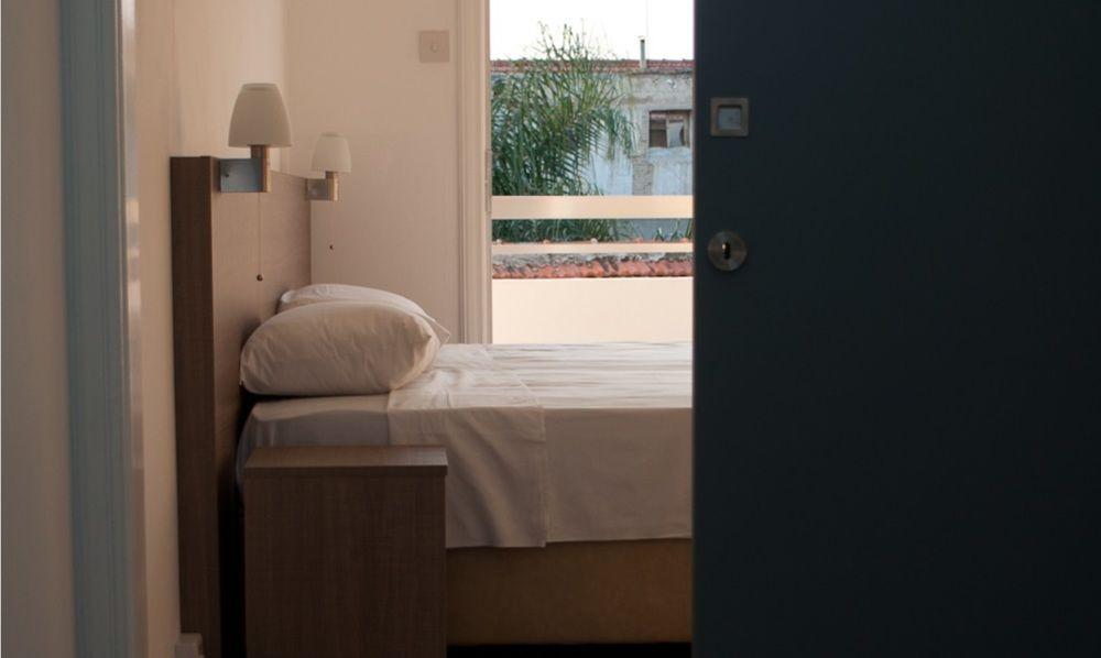 St. George Rent Rooms Larnaca Dış mekan fotoğraf