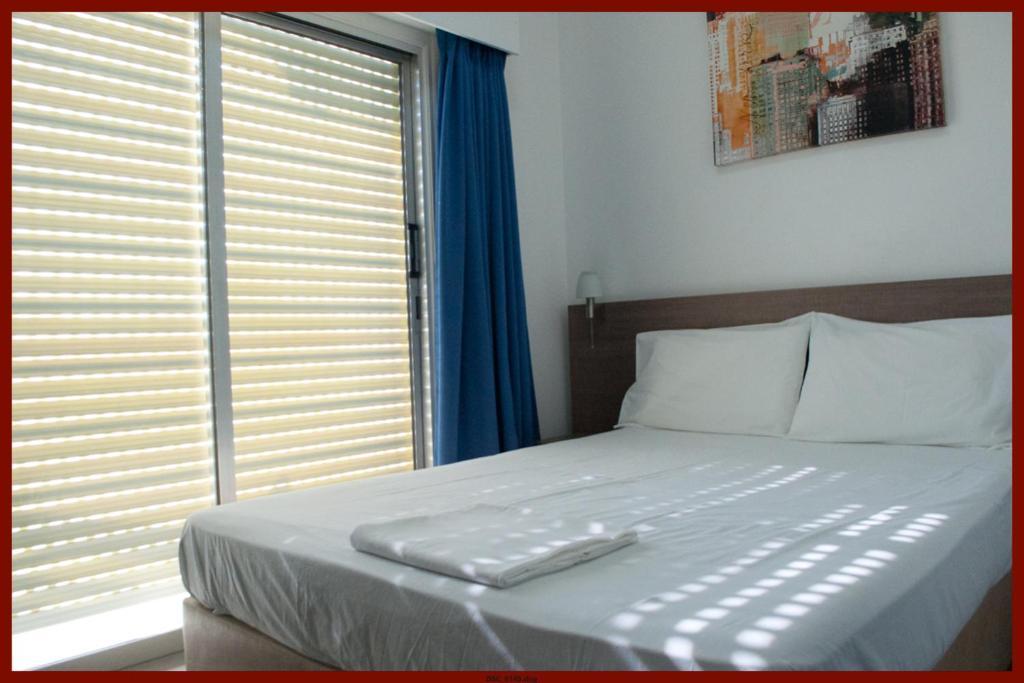 St. George Rent Rooms Larnaca Dış mekan fotoğraf