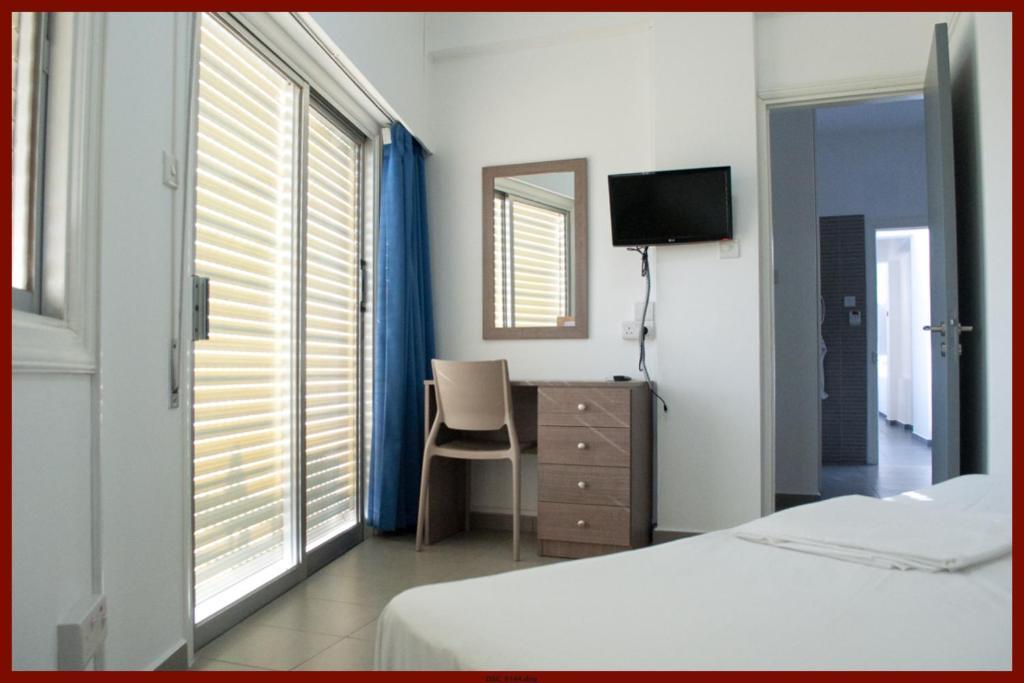 St. George Rent Rooms Larnaca Dış mekan fotoğraf